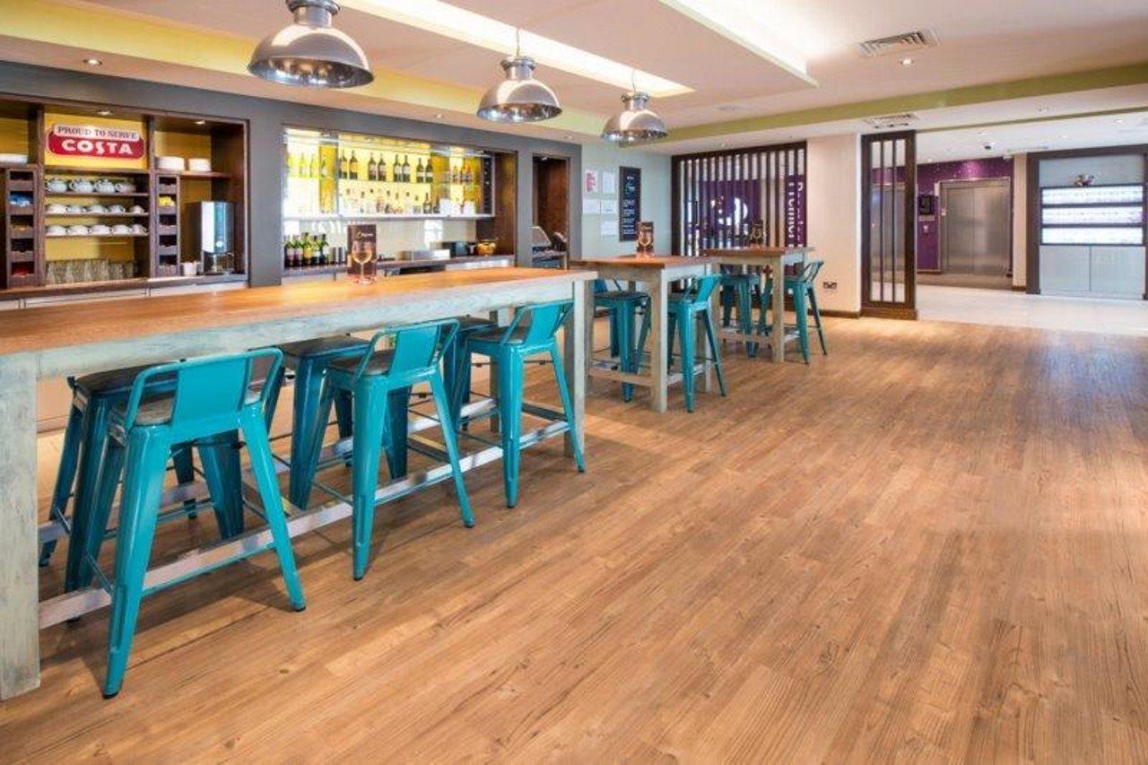 Premier Inn Worthing Seafront Exterior photo
