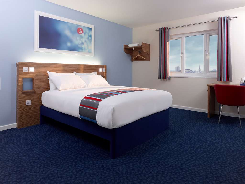 Premier Inn Worthing Seafront Room photo