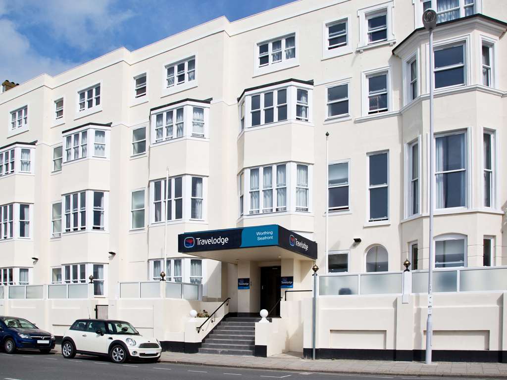 Premier Inn Worthing Seafront Exterior photo