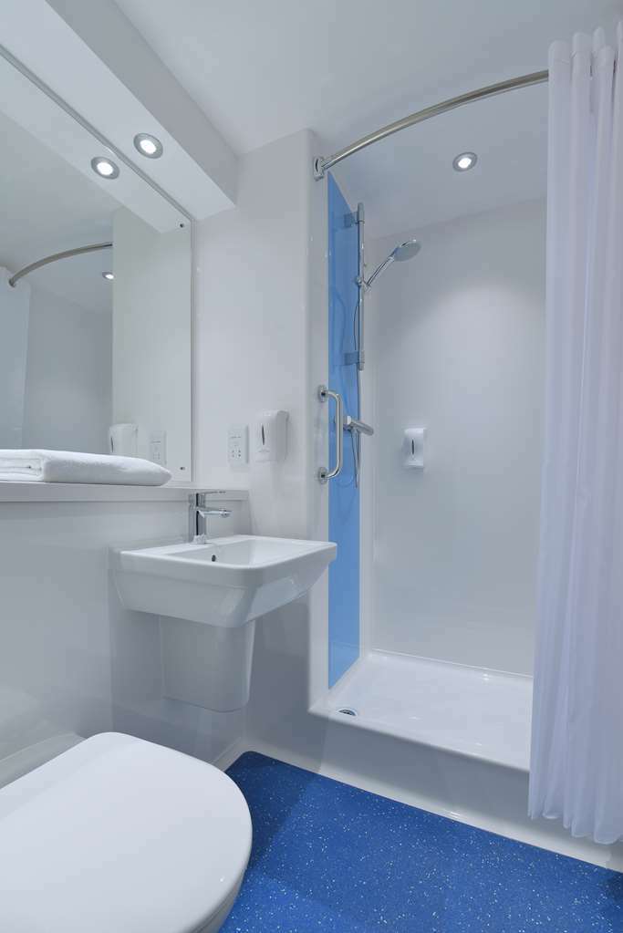 Premier Inn Worthing Seafront Room photo